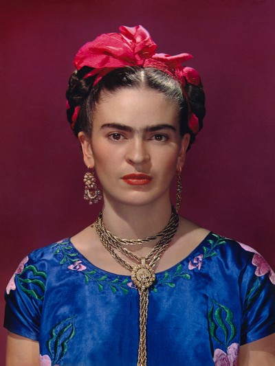 Nikolas Muray_Frida Kahlo en vestido azul_1939_