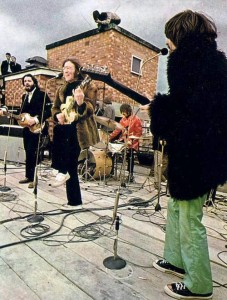 Um ano depois do concerto no teto da Apple os Beatles estariam definitivamente separados.