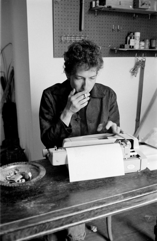S11 SAO PAULO / 03/05/2011 / VARIEDADES / Foto de divulgação do livro No Direction Home: a Vida e a Música de Bob Dylan. FOTO Douglas R. Gilbert/DIVULGAÇÃO
