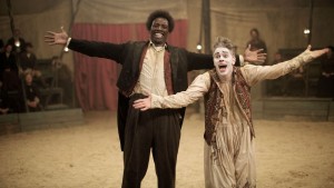 Dirigido pelo ator Roschdy Zem, "Chocolate" comoveu plateias em toda a Europa com Omar Sy na pele do primeiro astro circense negro da França
