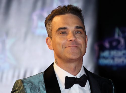 O cantor britânico Robbie Williams (foto: Eric Gaillard/ Reuters)