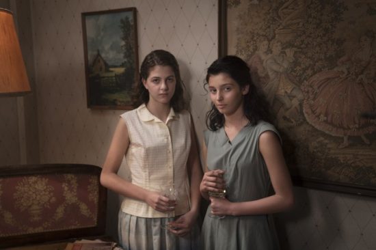 Margherita Mazzucco (Elena) e Gaia Girace (Lila), na segunda temporada da série 'A Amiga Genial' (foto HBO)