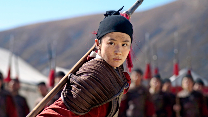Liu Yifei é a protagonista do filme 'Mulan', de Niki Caro (foto Disney)