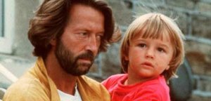 Clapton e seu filho Conor: morte trágica aos 4 anos.