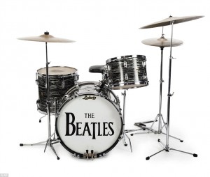 A bateria que Ringo usou em mais de 200 apresentações: lances de US$ 300 mil a US$ 500 mil.