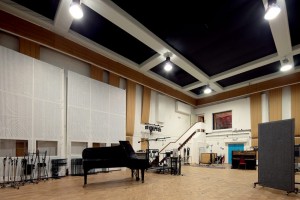 O mesmo piano hoje em dia, no estúdio 2 de Abbey Road, em Londres.